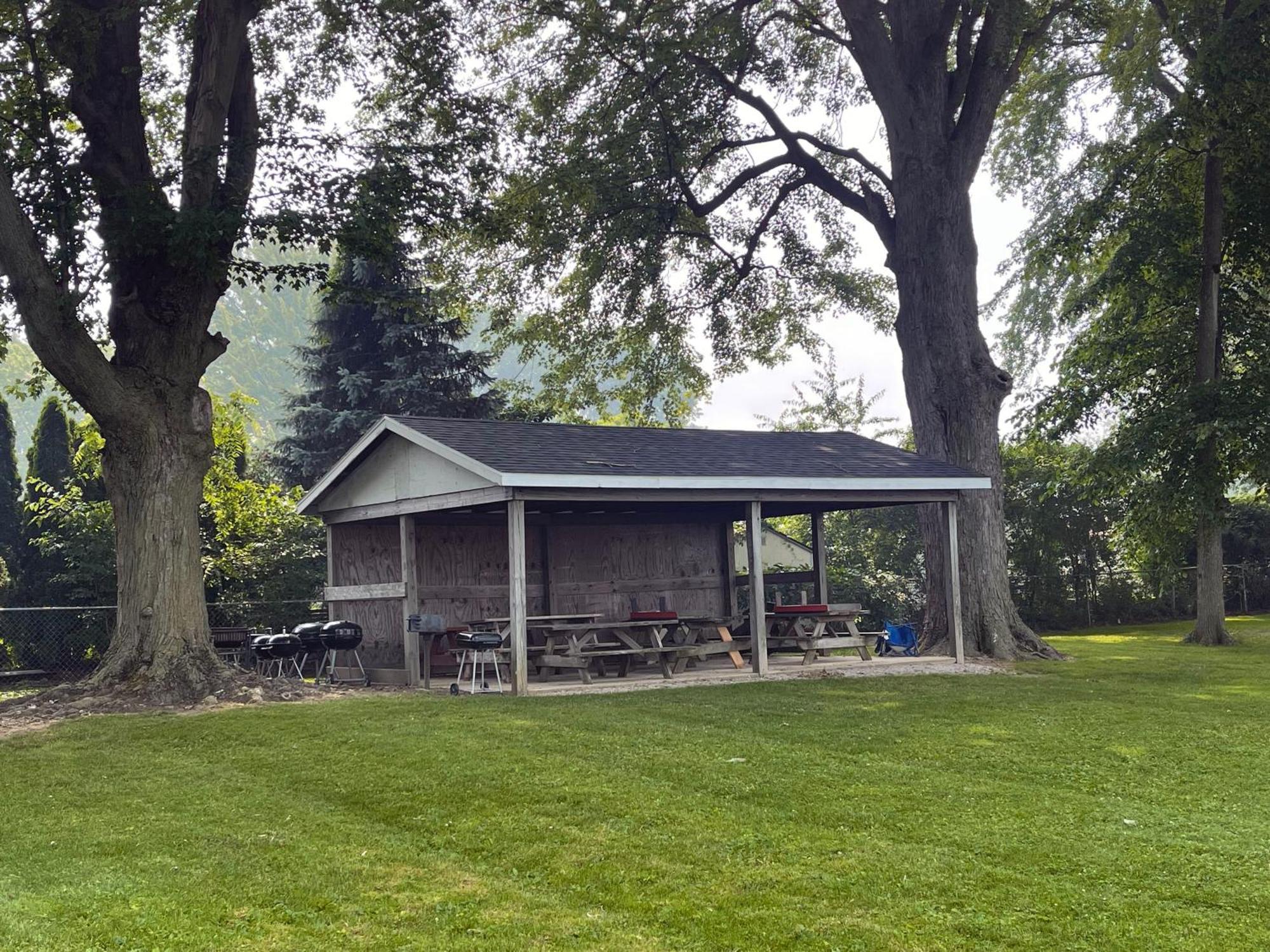 Plantation Motel Huron Exterior photo